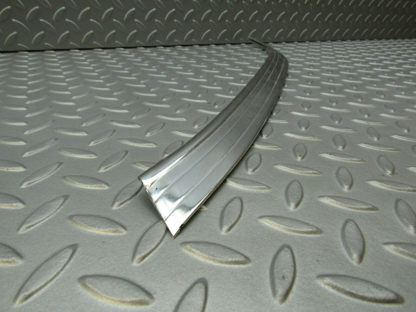 3320 Mercedes-Benz W115 220D Rear Left C Pillar Chrome Moulding