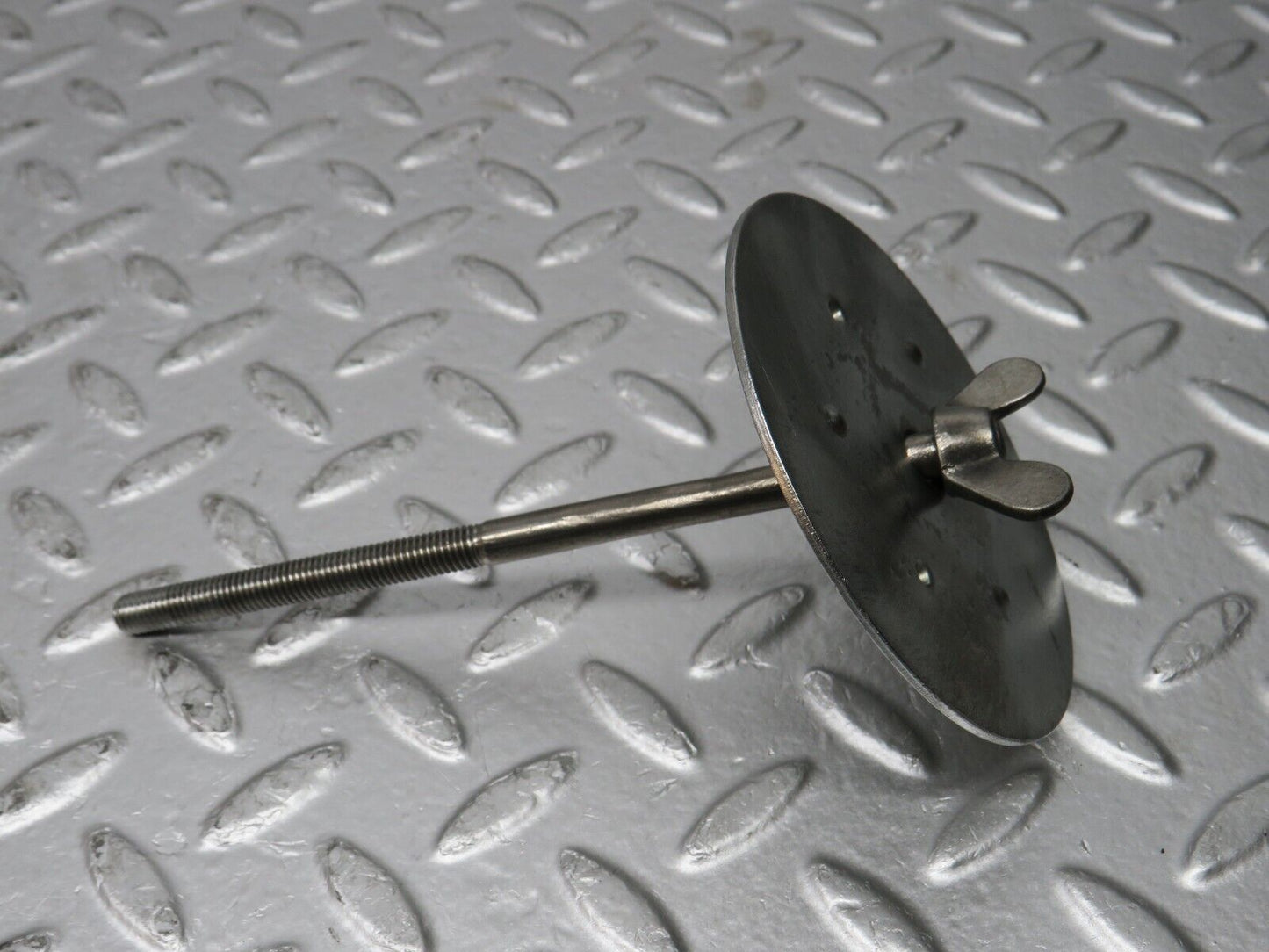 32045 Mercedes-Benz W123 230E Spare Wheel Holder