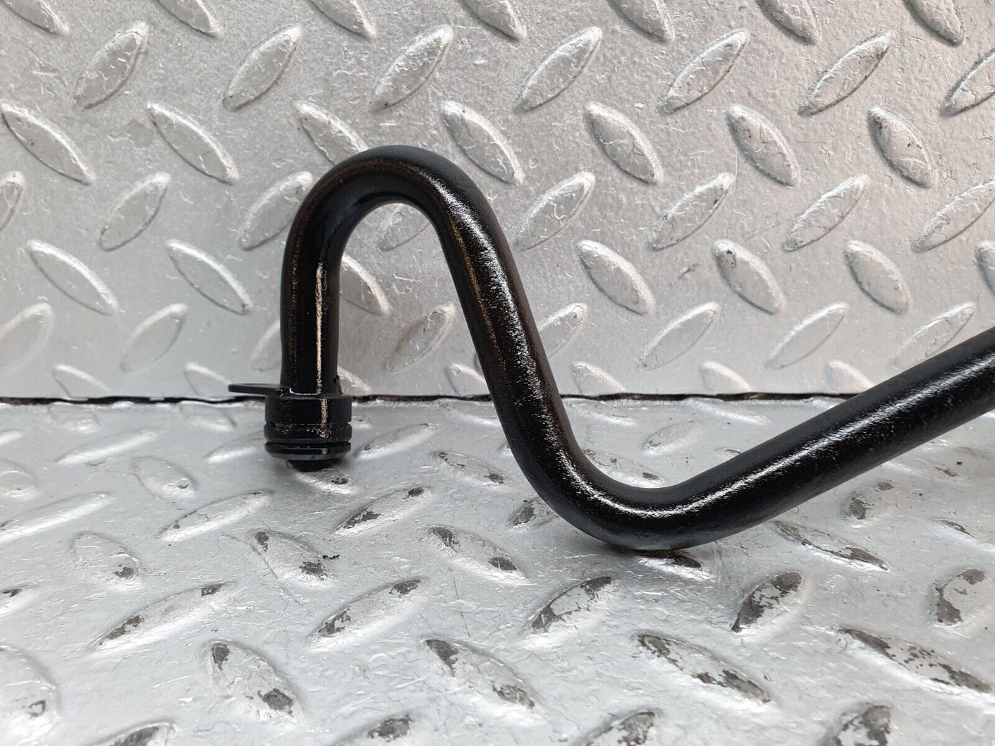 41235 Mercedes-Benz W126 300SE Coolant Pipe