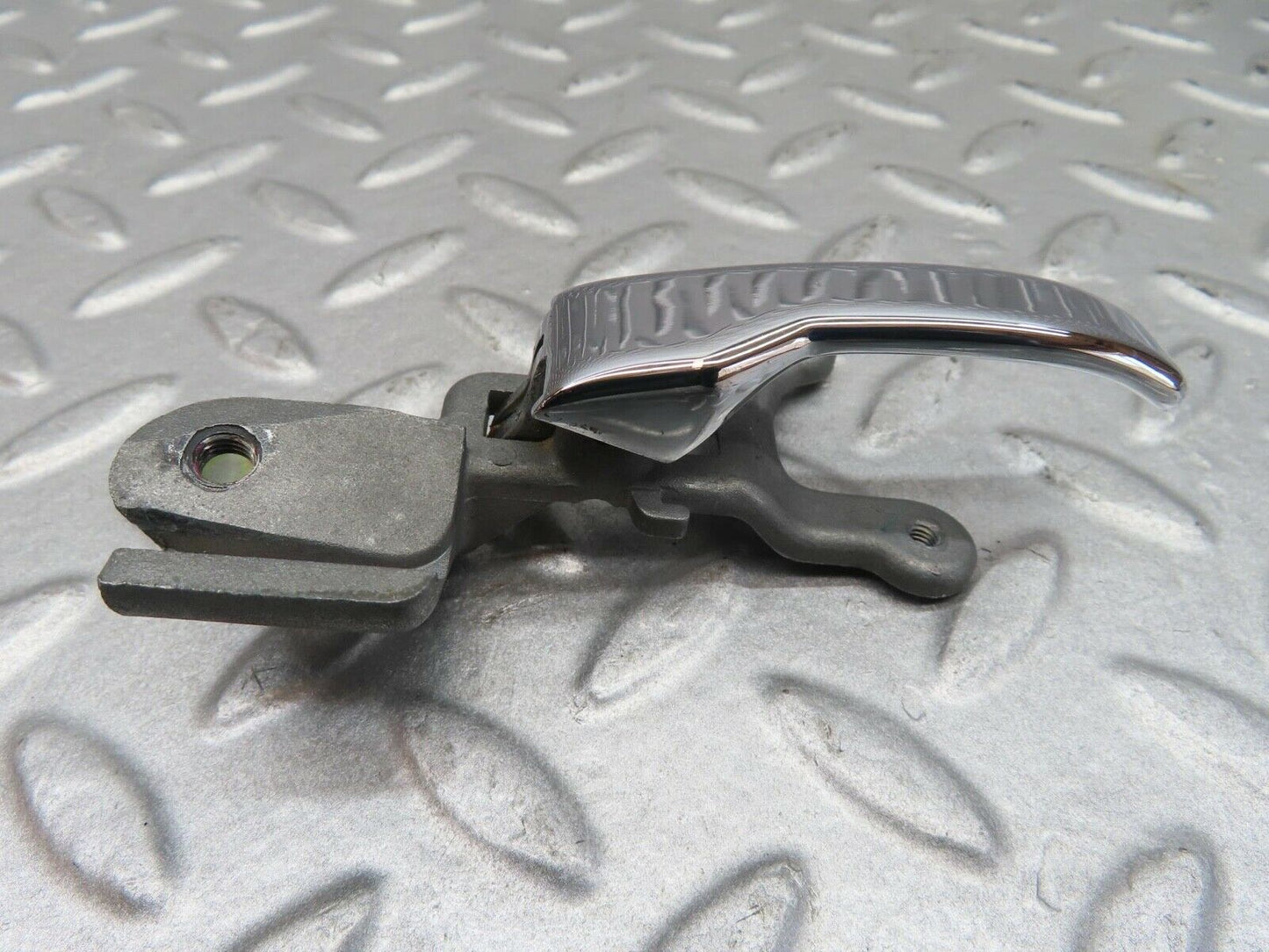 14201 Mercedes-Benz W116 350SE Right Interior Door Handle Chrome 1157660219