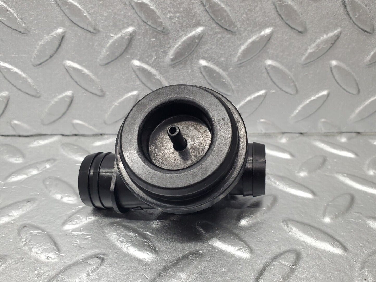 46578 Mercedes-Benz C123 280CE Coupe Fuel Cut Off Valve 0000941565 0280142100