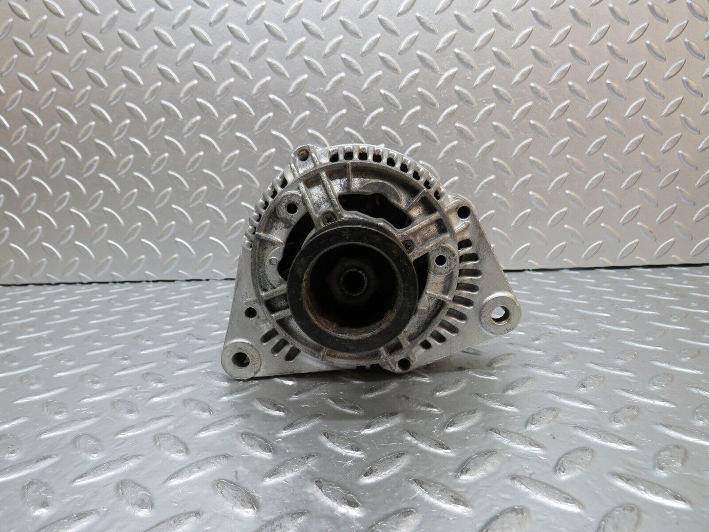31726 Mercedes-Benz W201 190LE 1.8L Alternator Generator 120485022