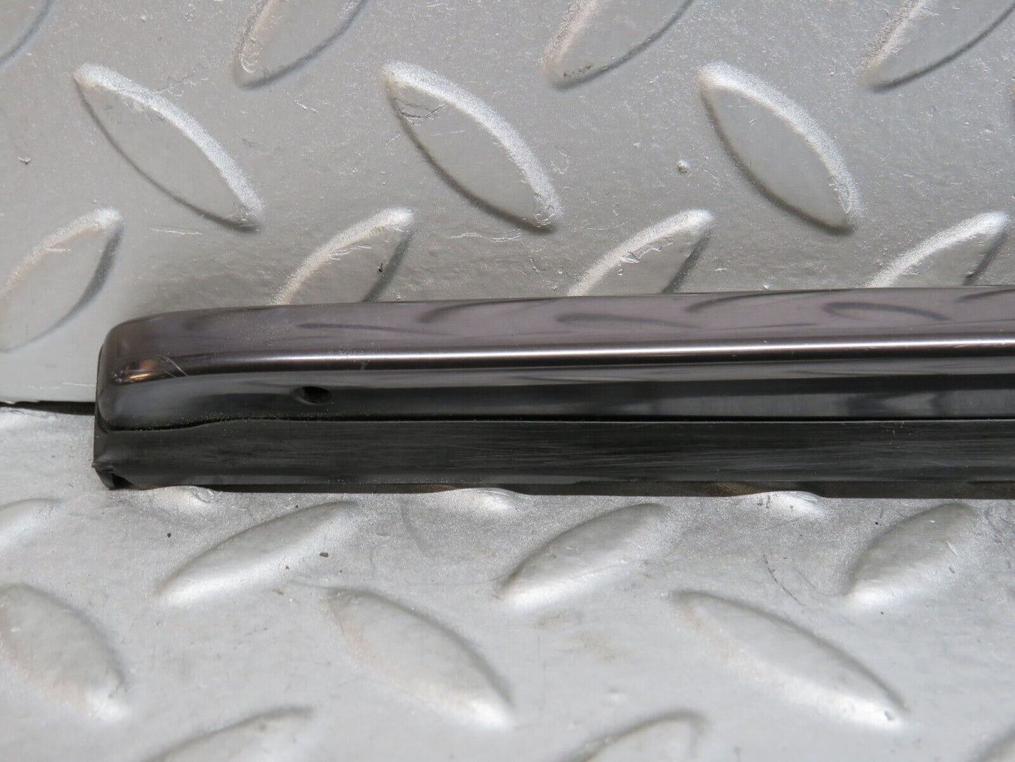 39658 Mercedes-Benz R129 320SL Coupe Trunk Lid Handle Trim 1297580396