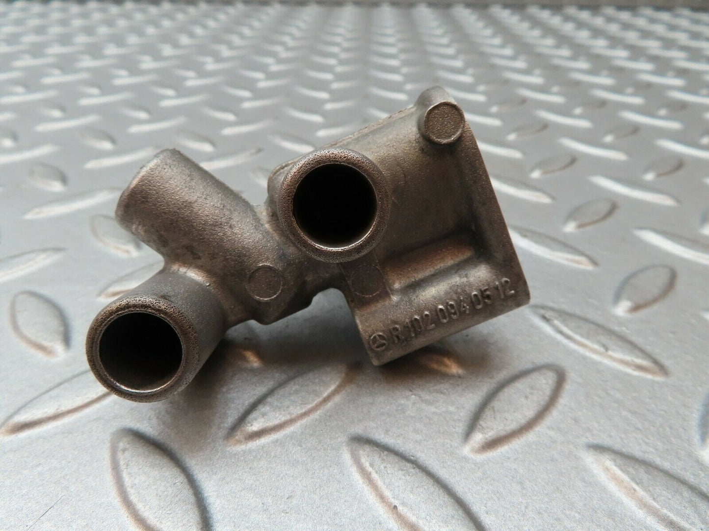 4390 Mercedes-Benz W123 230E Idle Control Valve 1020940512