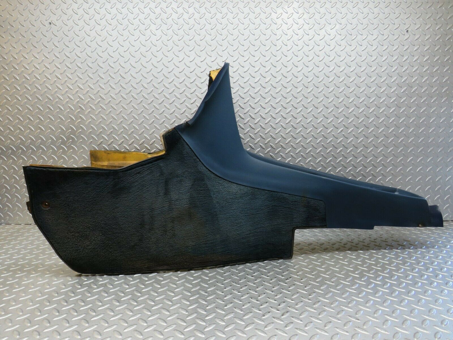 23832 Mercedes-Benz C107 450SLC Coupe Centre Console Blue 1076830225