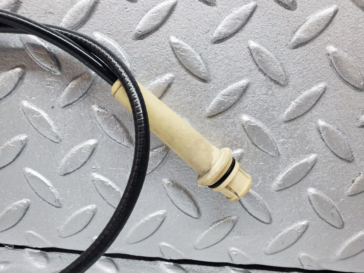 44503 Mercedes-Benz W123 280E Automatic Gearbox Cable