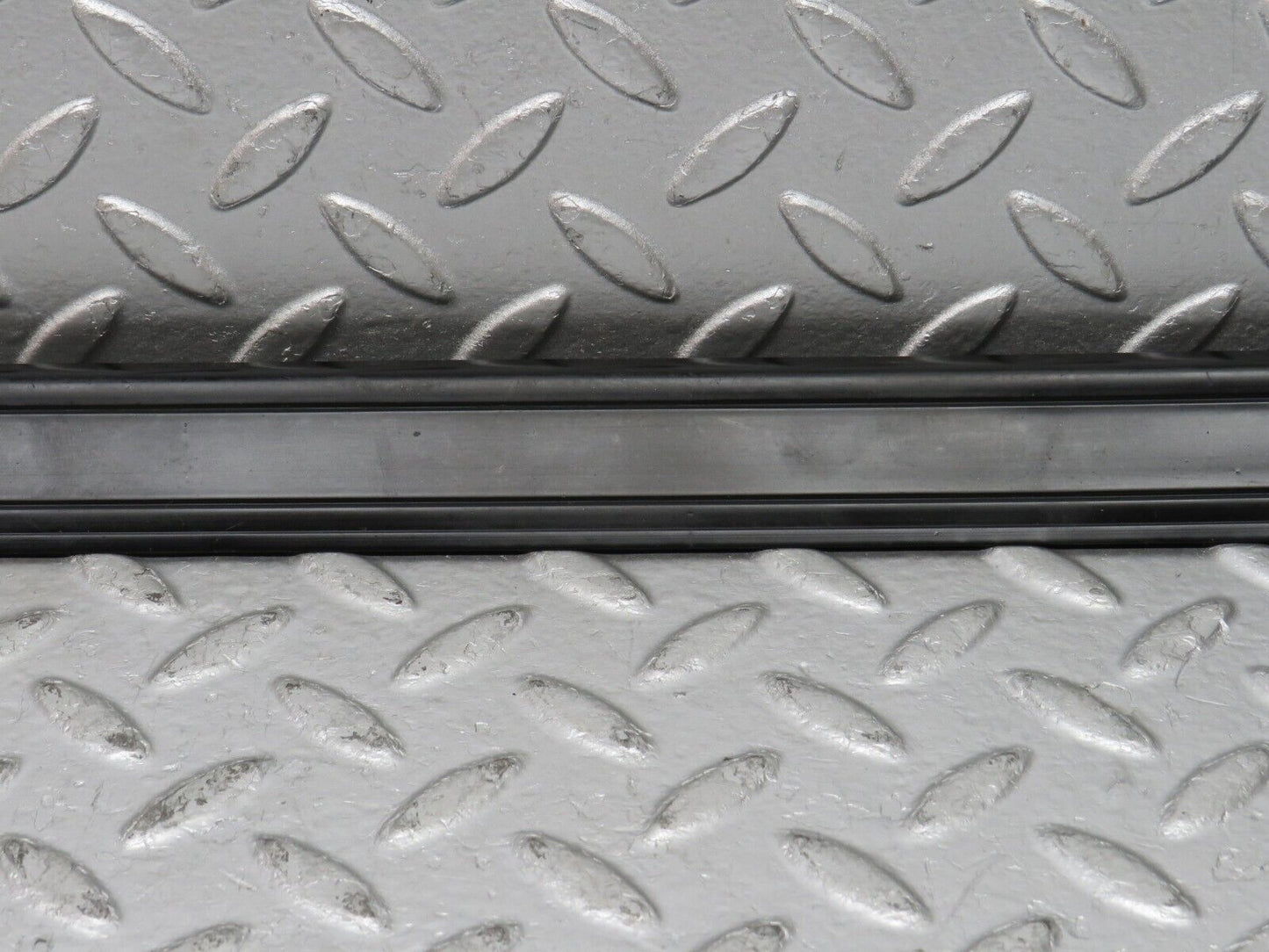 33498 Mercedes-Benz W202 C180 Skirt Sill Moulding Trim Left Side 2026800174