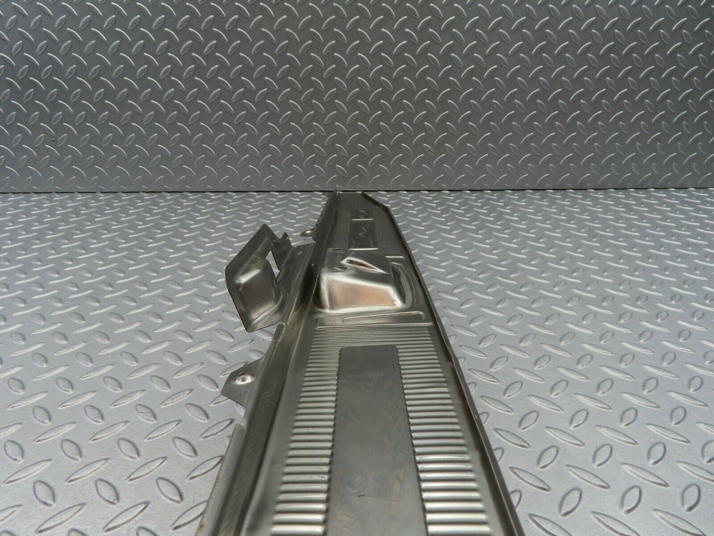 6625 Mercedes-Benz S124 E220 Wagon Trunk Edge Chrome Moulding 1246980089