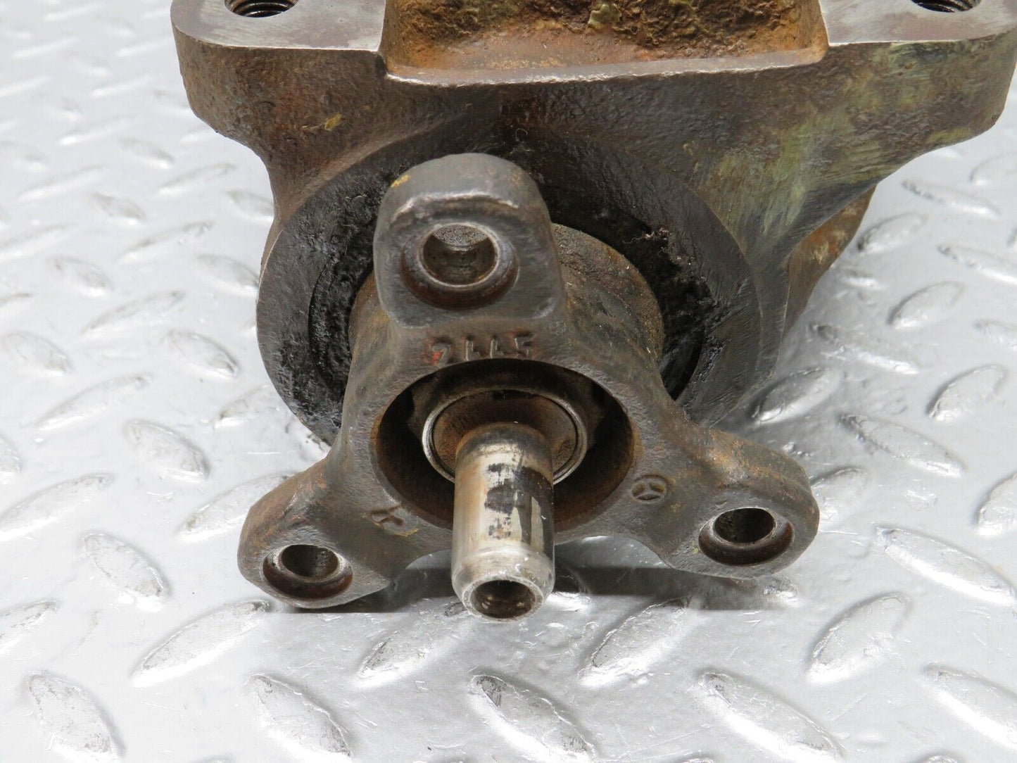 32291 Mercedes-Benz W123 230E Rear Differential Ratio 3.58 1233510101