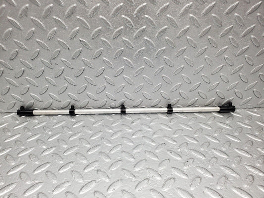 46279 Mercedes-Benz W126 420SE Camshaft Oil Tube