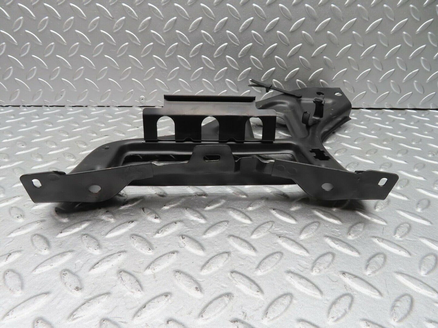 14463 Mercedes-Benz W116 350SE Relay Bracket