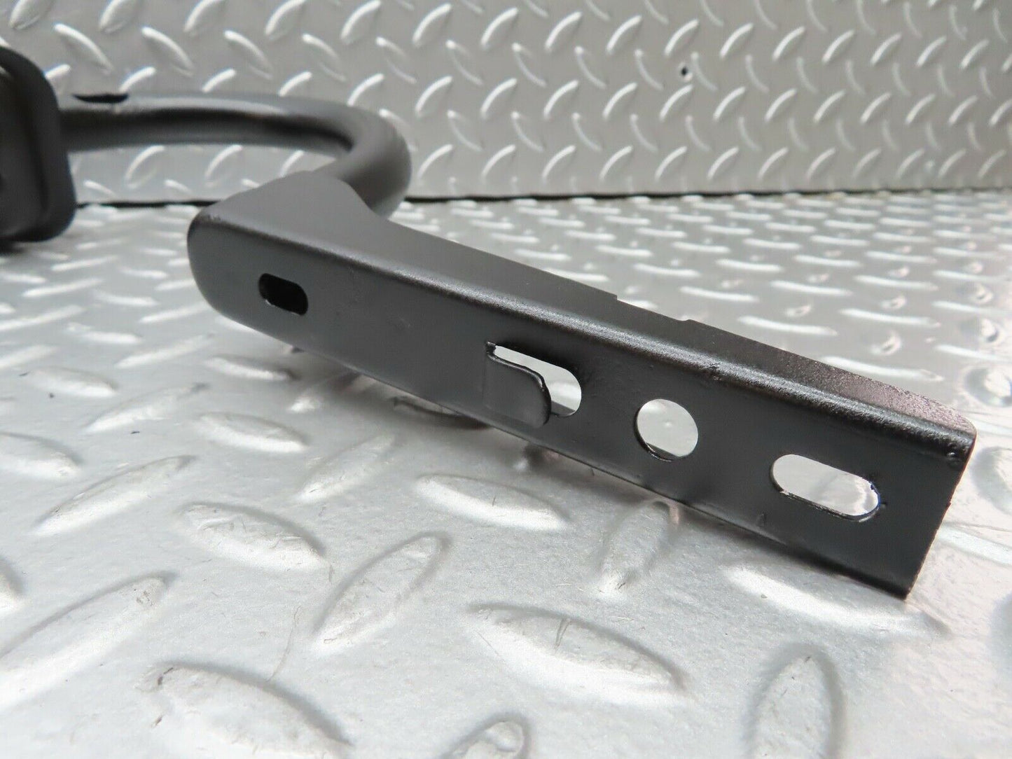 21527 Mercedes-Benz W126 300SE Trunk Hinge Left Side