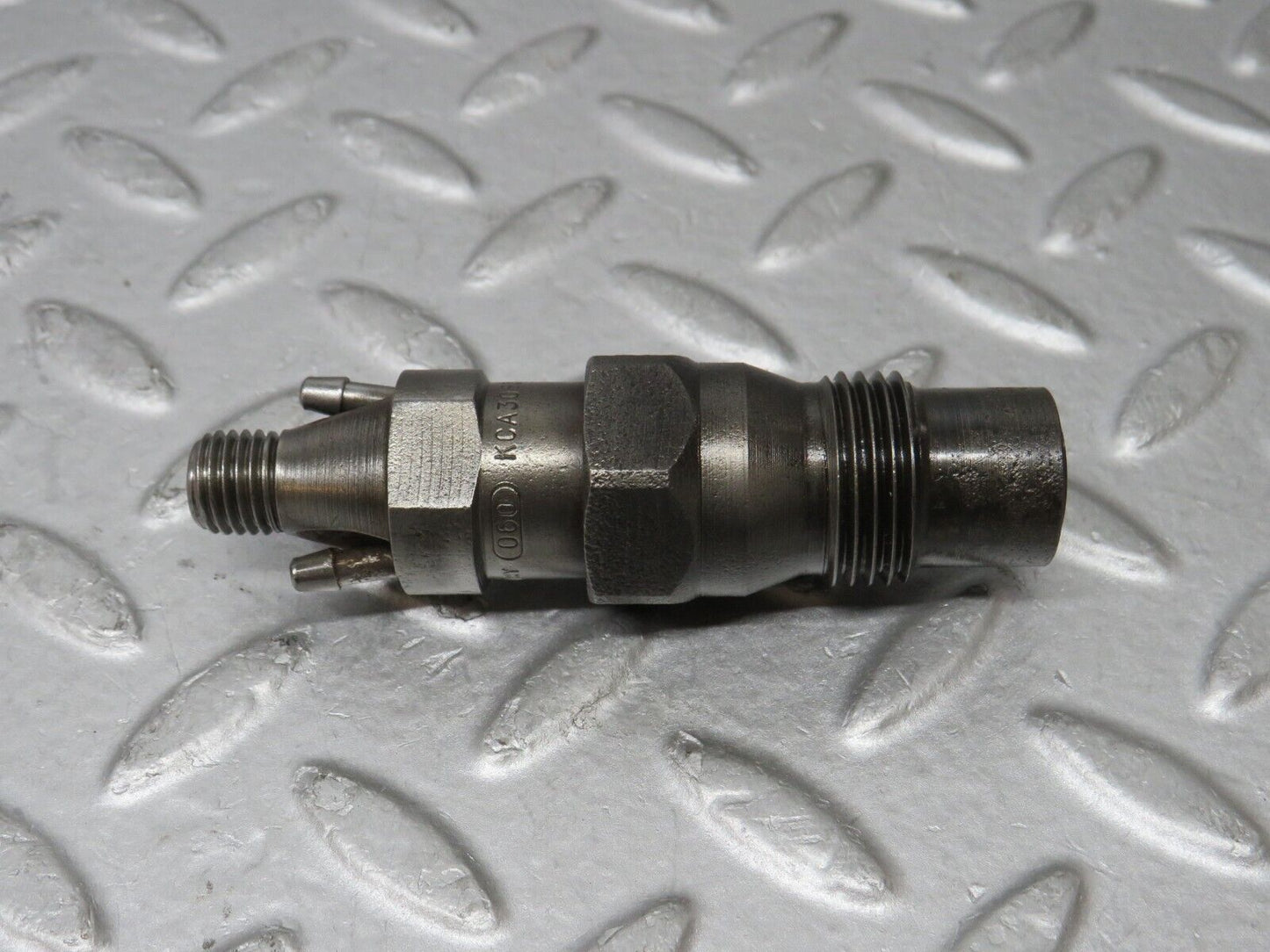 35890 Mercedes-Benz 240D OM616.912 Diesel Fuel Injector Bosch KCA30S35/4
