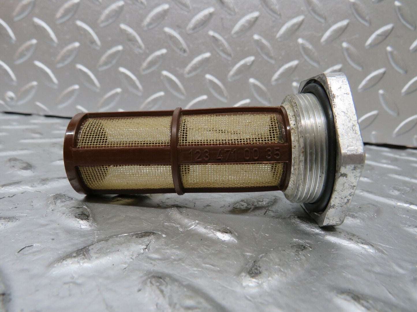 26992 Mercedes-Benz W123 240D Fuel Tank Fuel Filter 1234710035