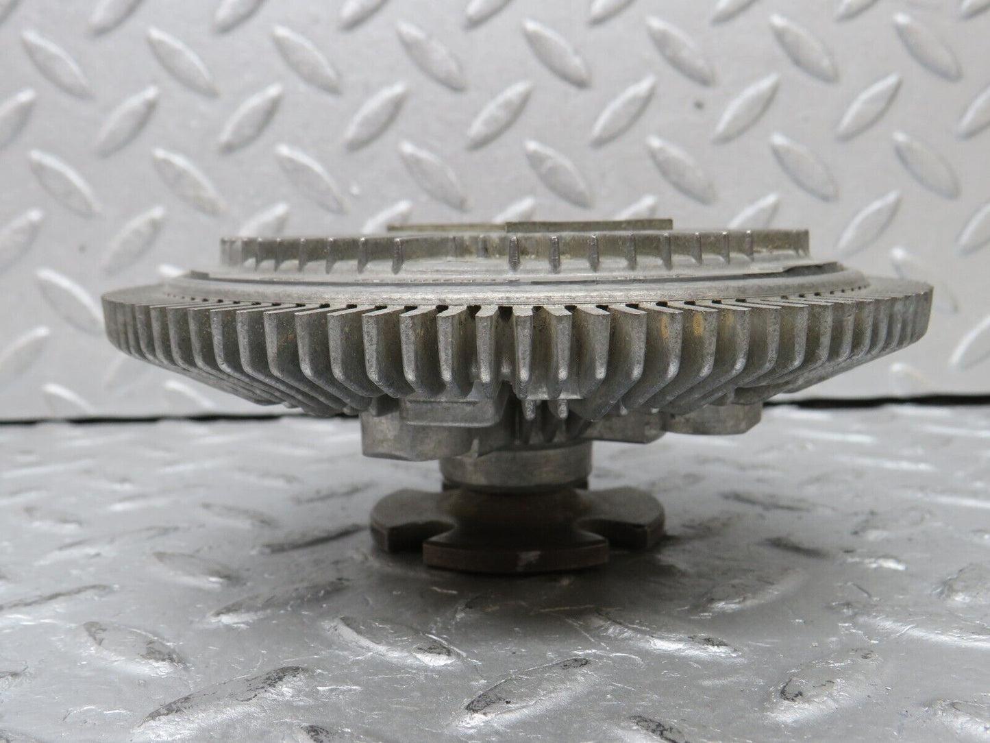 37704 Mercedes-Benz W108 280S Engine Cooling Fan Clutch