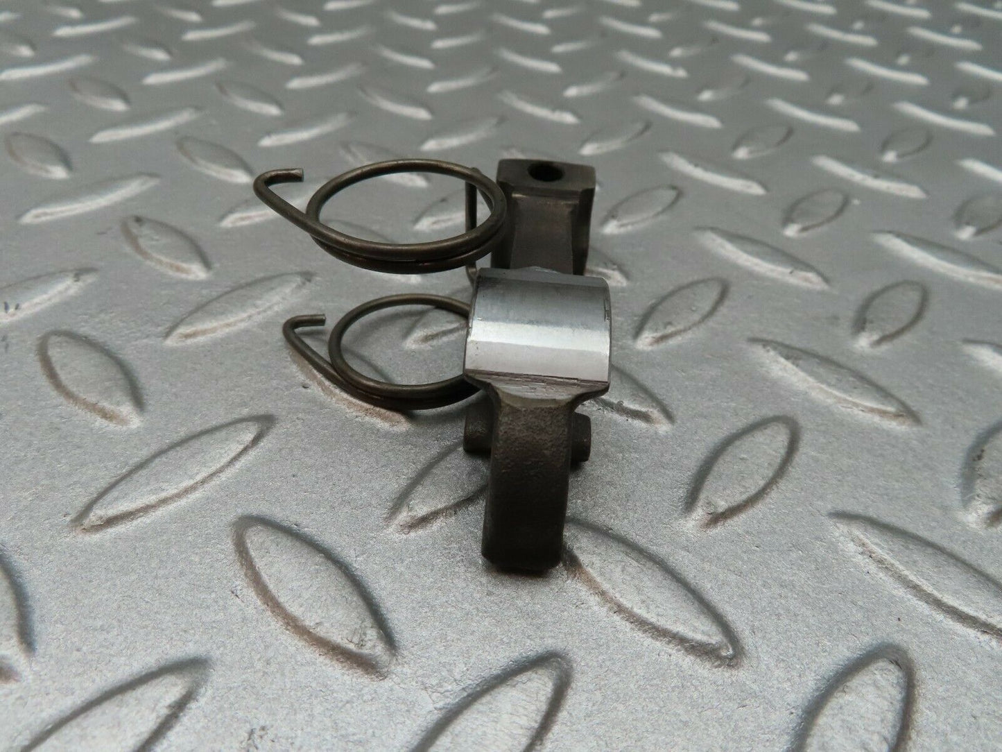 3540 Mercedes-Benz W108 280SE Valve Rocker Arm With Retaining Spring