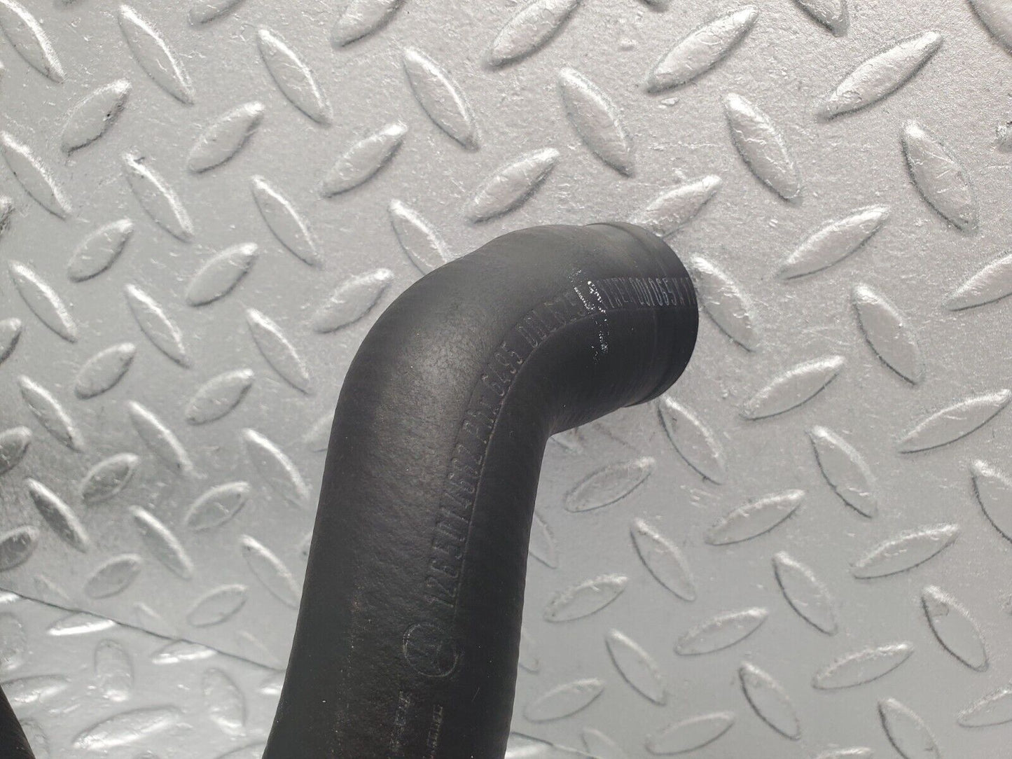 46070 Mercedes-Benz W126 420SE Radiator Hose Pipe 1265014682