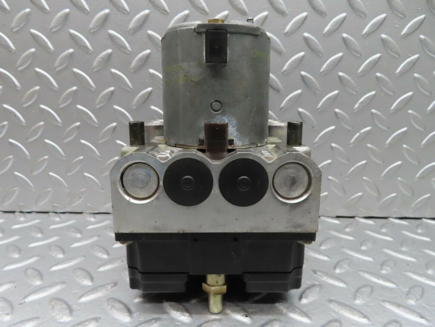 15001 Mercedes-Benz W140 S320 ABS Pump Bosch 0130108036