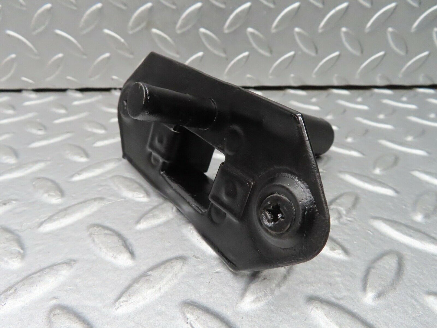 18619 Mercedes-Benz W120 W121 Ponton Bonnet Lock Catch