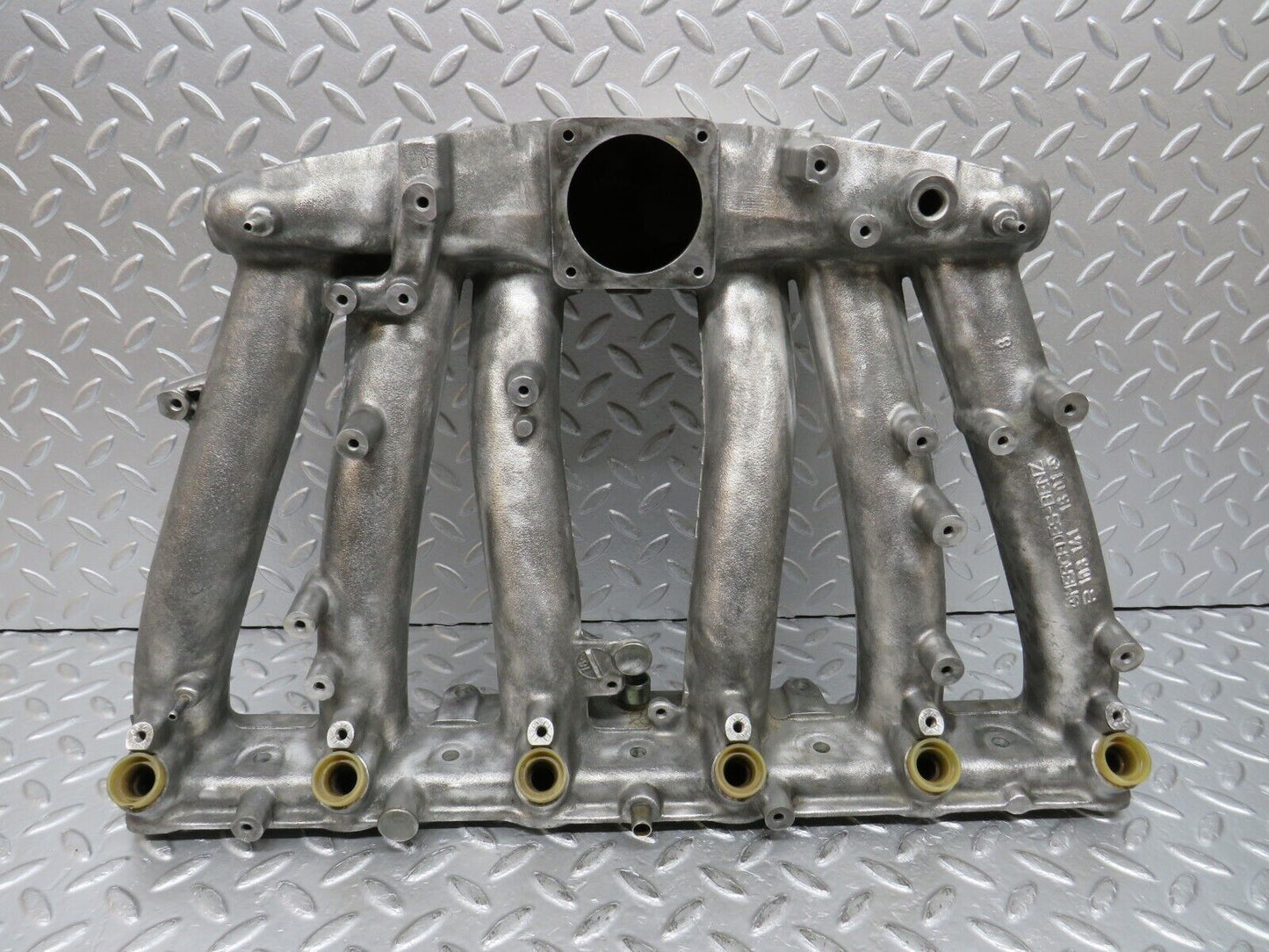 32690 Mercedes-Benz S124 300TE Wagon Intake Manifold 1031411601
