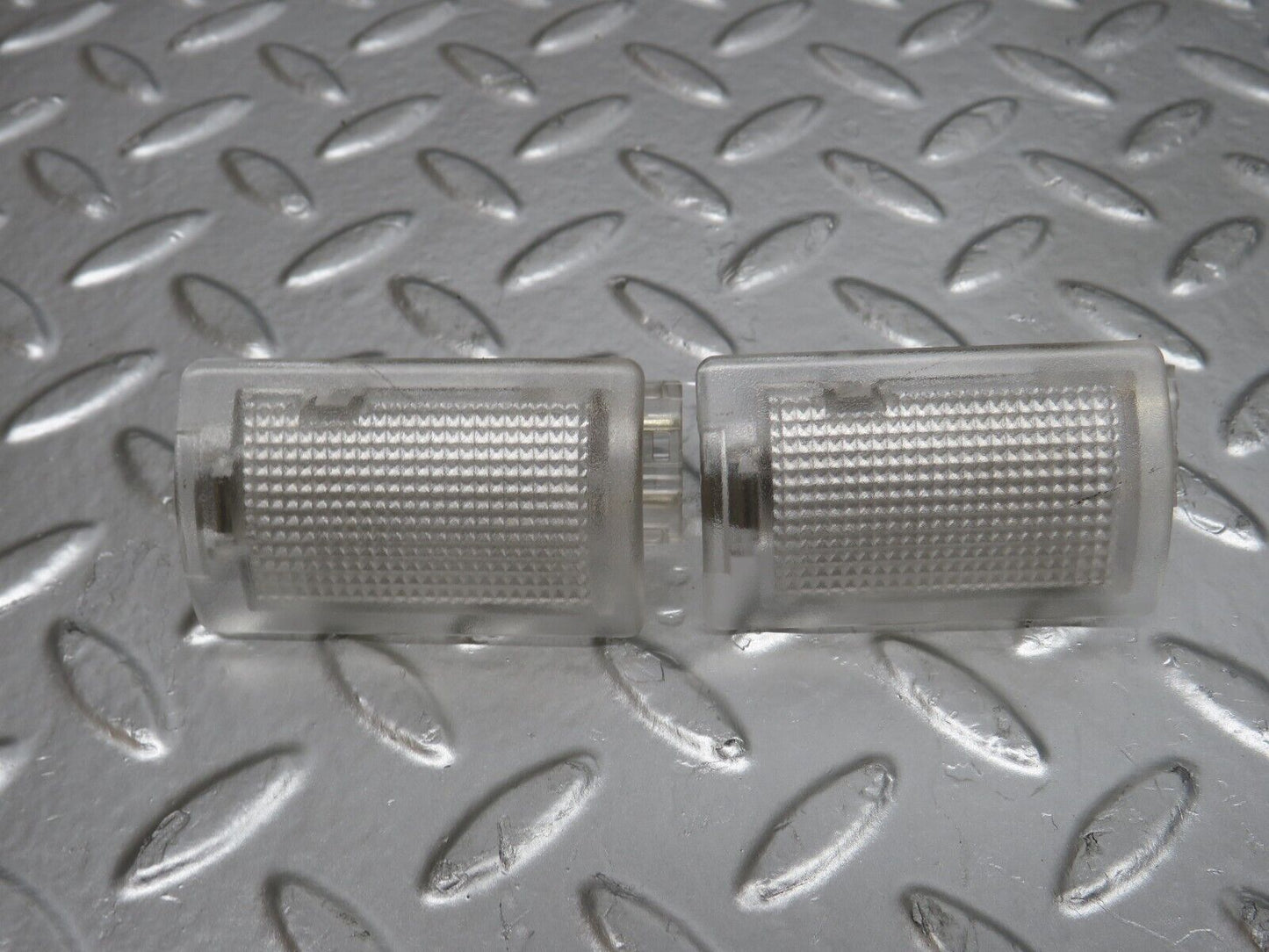 24659 Mercedes-Benz W140 S320 Rear Door Interior Light 1408200201