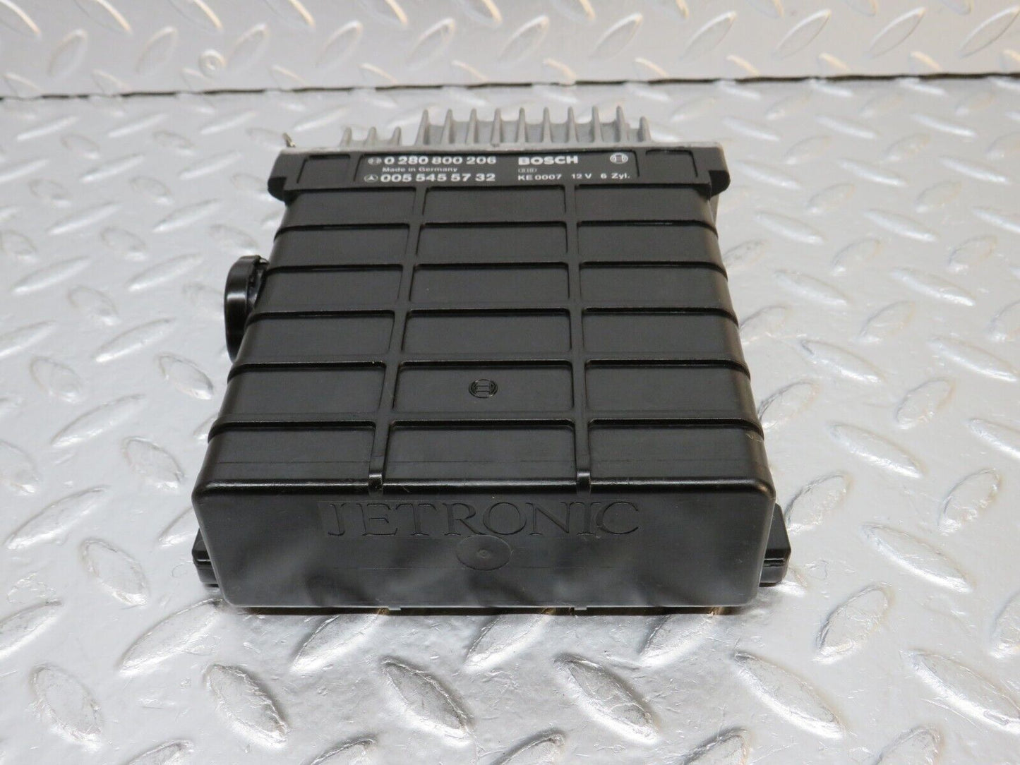 32421 Mercedes-Benz S124 300TE Engine Control Unit Bosch 0280800206 0055455732