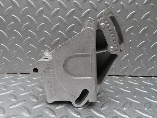 13566 Mercedes-Benz W123 200 Power Steering Pump Bracket 1234660041