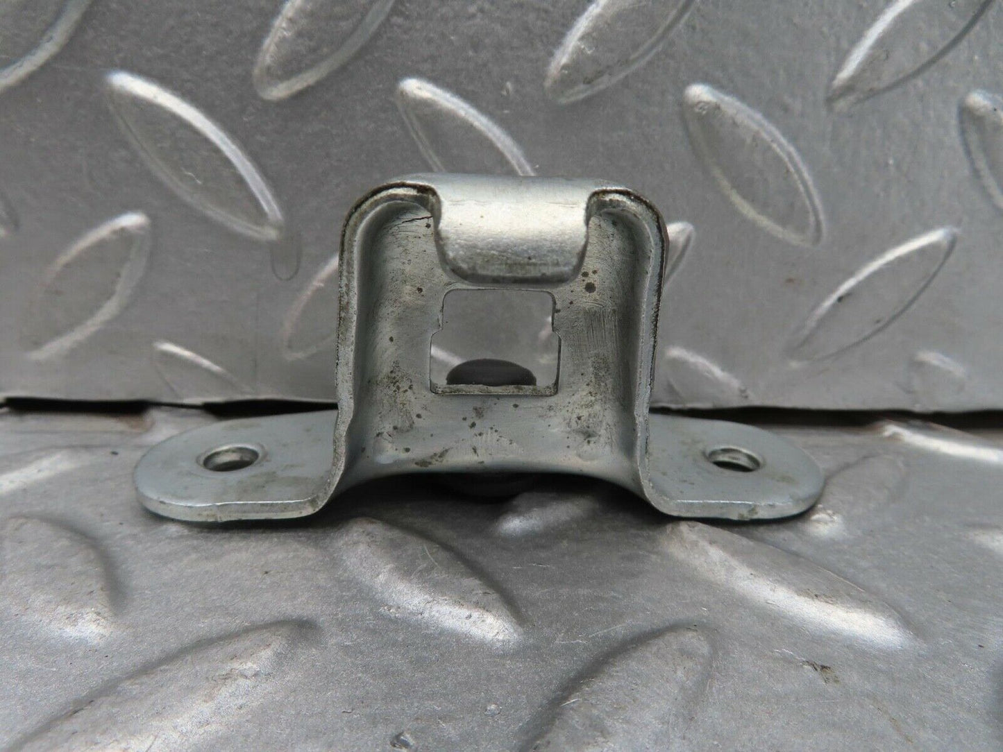 15340 Mercedes-Benz W123 230E Trunk Lock Latch 1237580150