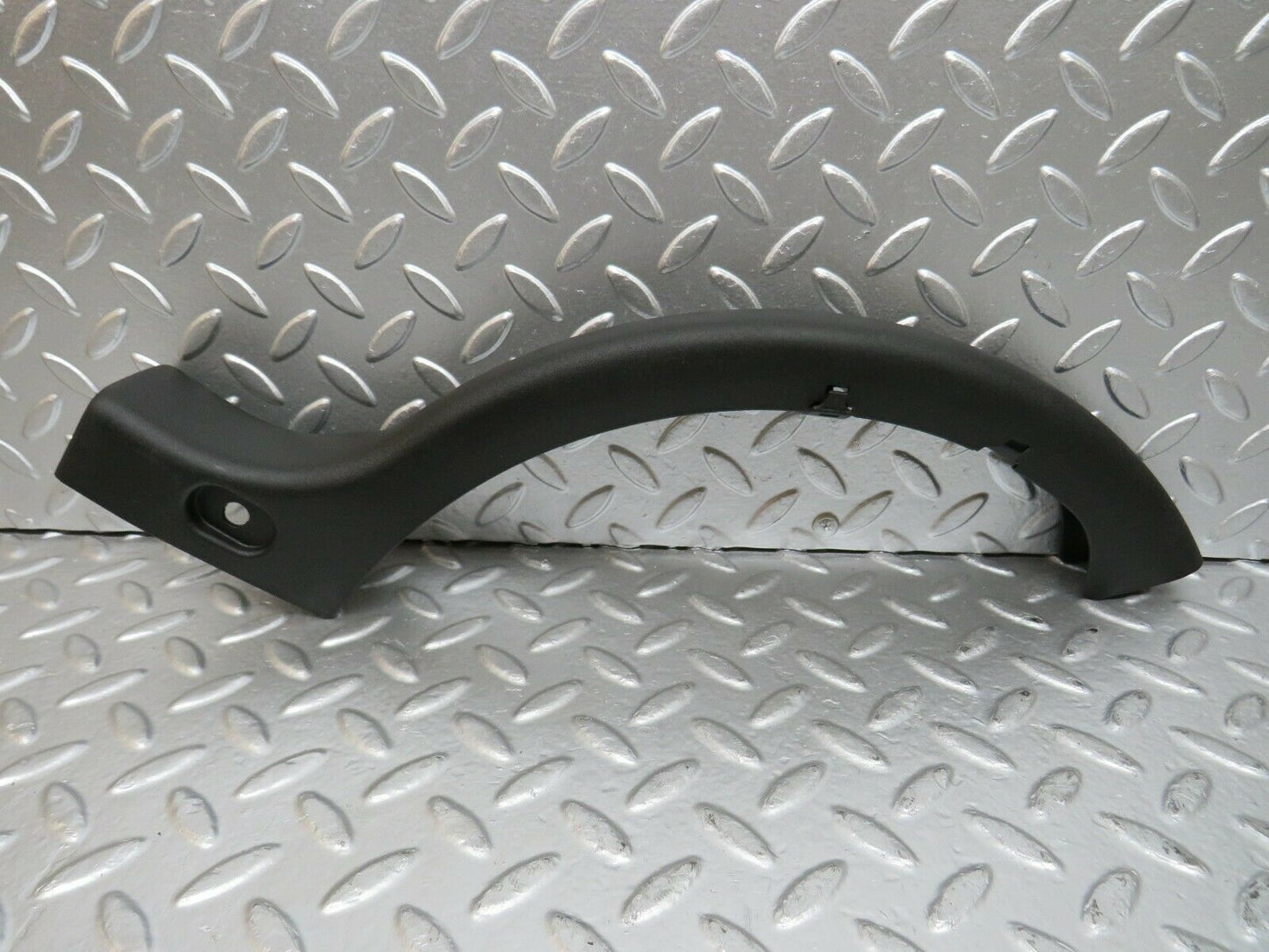 24612 Mercedes-Benz W140 S320 Boot Hinge Plastic Cover Left Side 1408214389