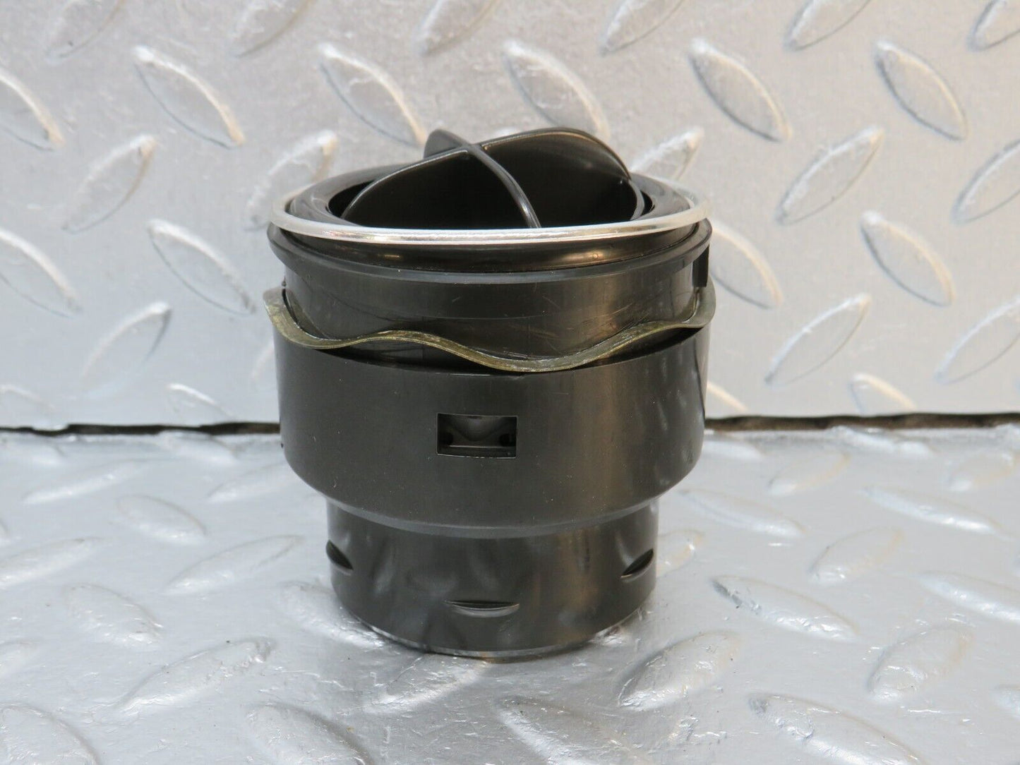39818 Mercedes-Benz R107 350SL Dashboard Air Vent