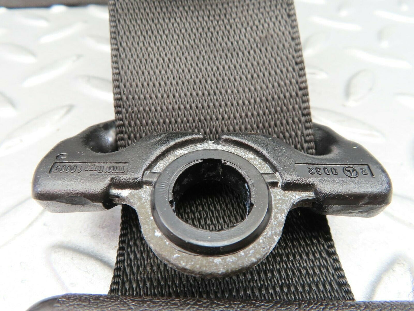 6187 Mercedes-Benz W126 380SE Front Left Seat Belt Passenger Side 1268603986