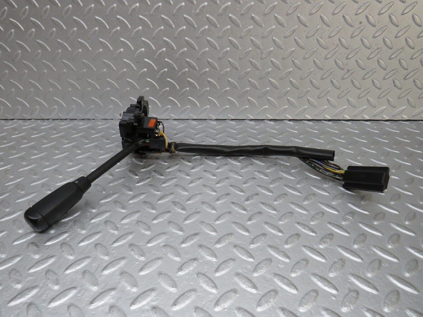 36067 Mercedes-Benz W126 420SE Indicator Wiper Stalk