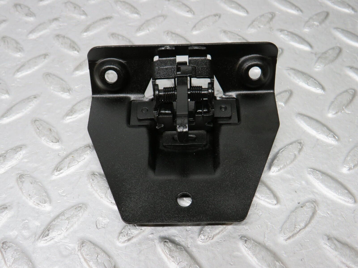 35341 Mercedes-Benz R107 280SL Trunk Boot Lock Latch 1137500285
