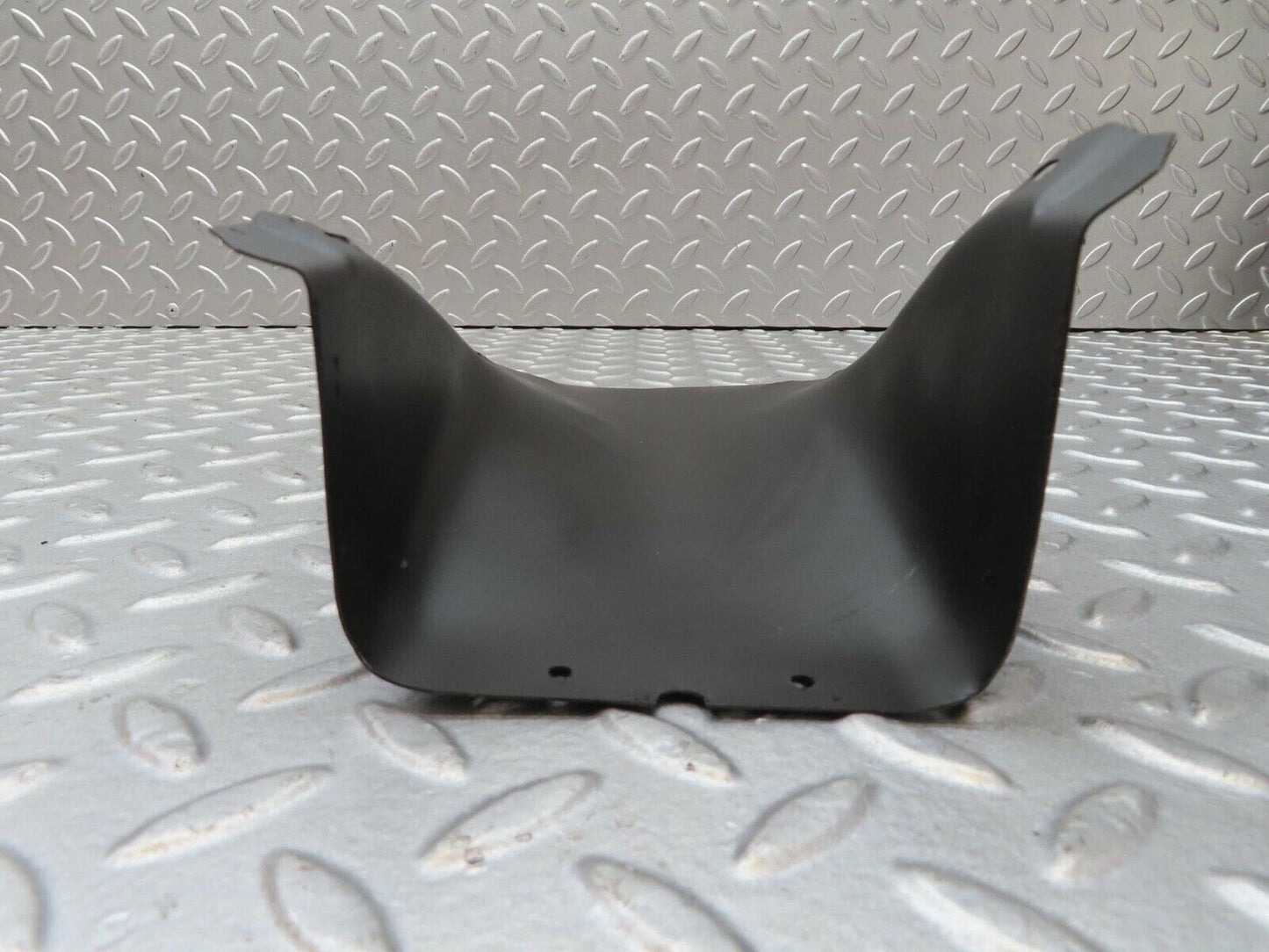 13345 Mercedes-Benz W111 220S Floor Covering Front Cover Plate