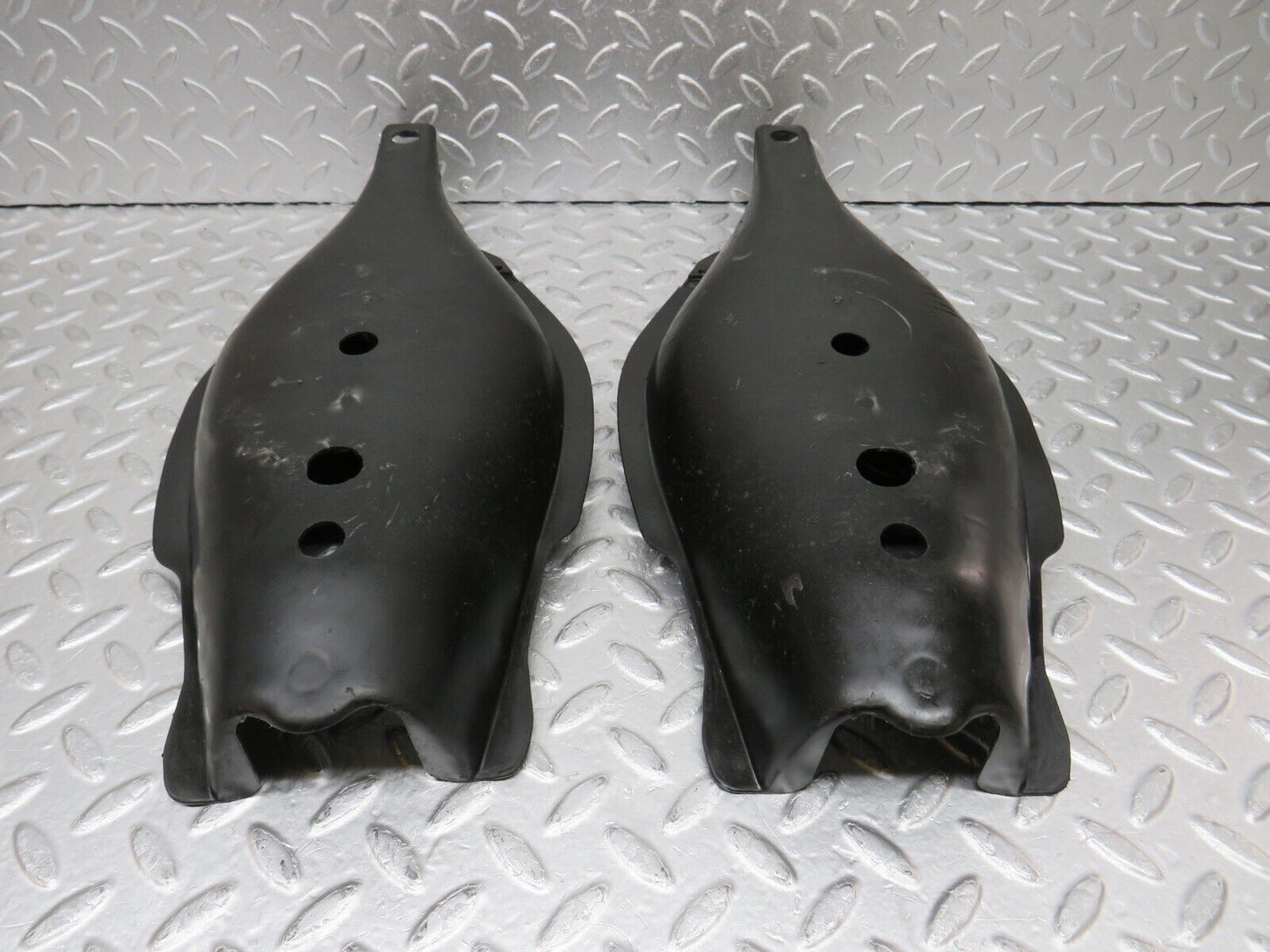 34793 Mercedes-Benz W210 320E Rear Control Arm Cover Pair 2033520088