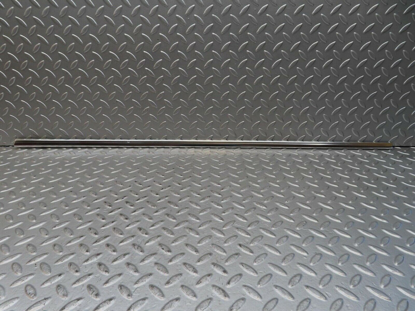 15444 Mercedes-Benz W123 230E Rear Right Door Chrome Moulding Trim
