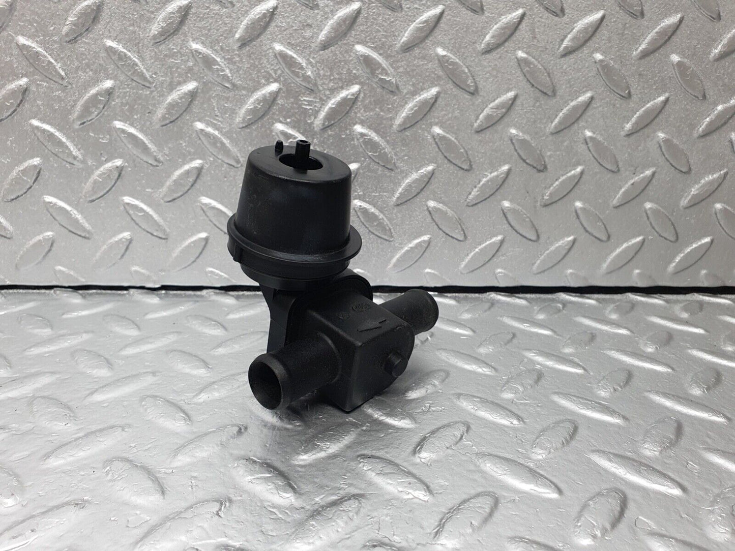 42990 Mercedes-Benz W201 190 Heater Control Valve