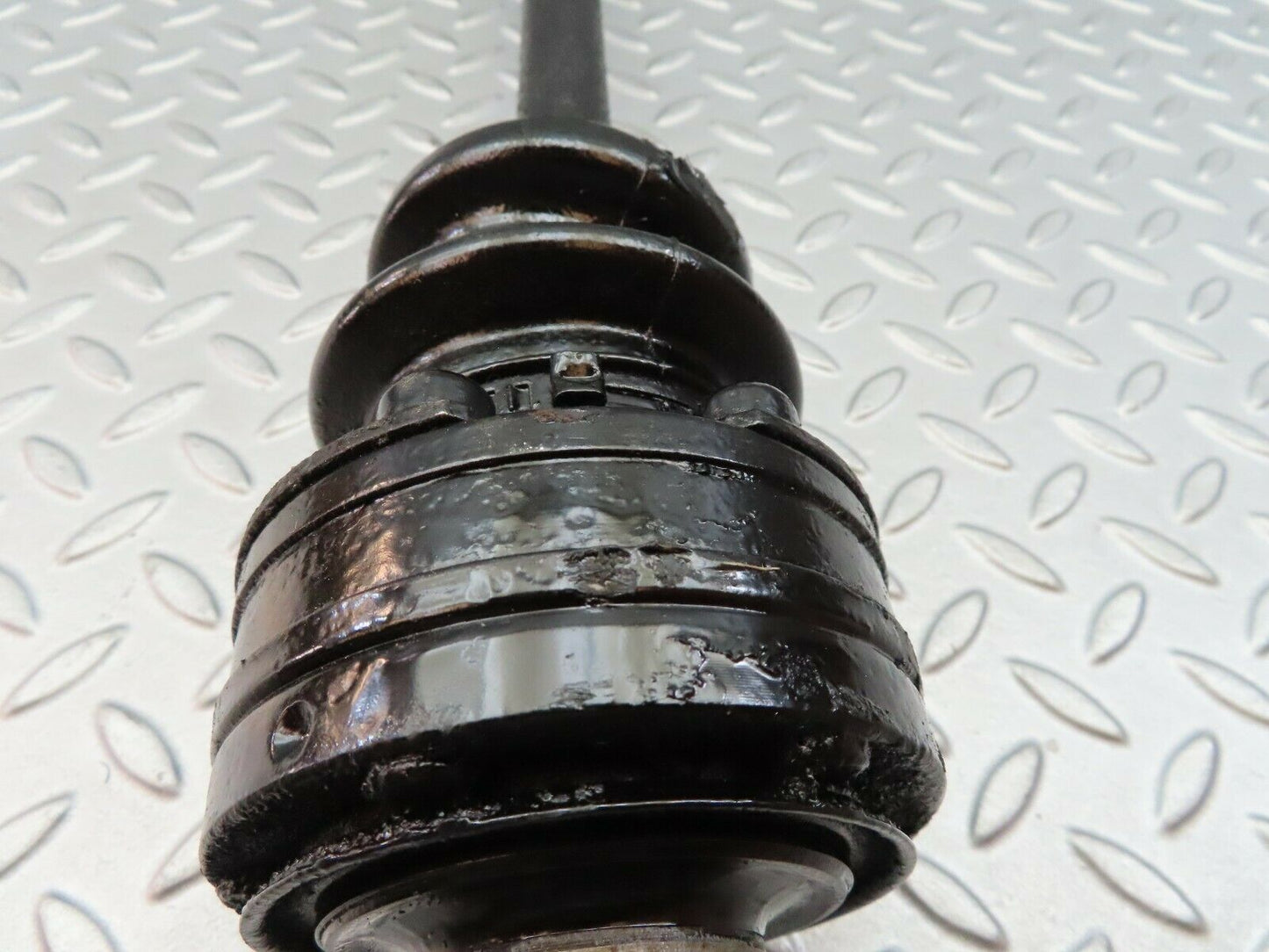 6359 Mercedes-Benz W126 380SE Axle Shaft Drive Shaft