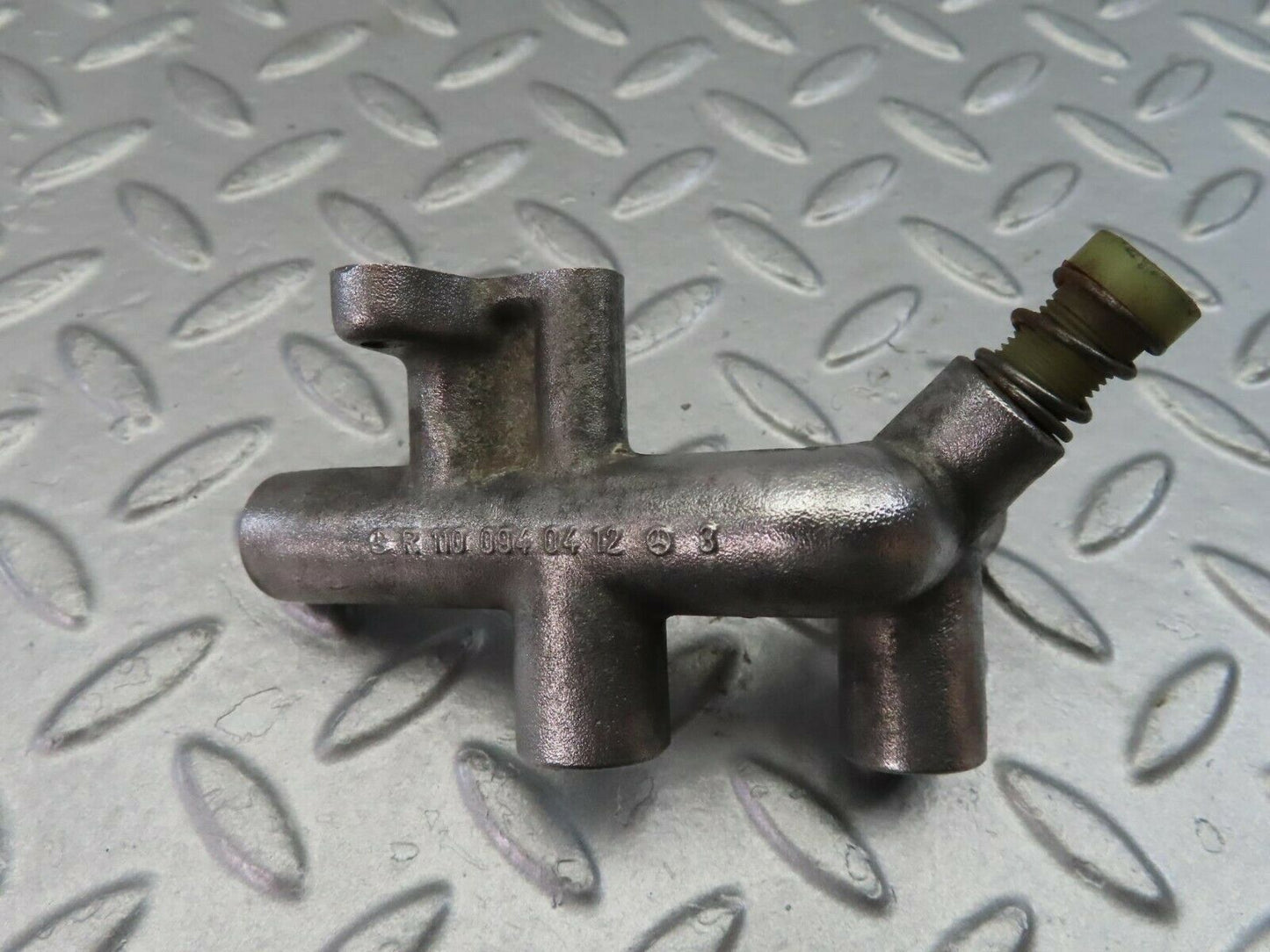 9829 Mercedes-Benz C123 280CE Coupe Auxiliary Air Slide K-Jetronic 1100940412