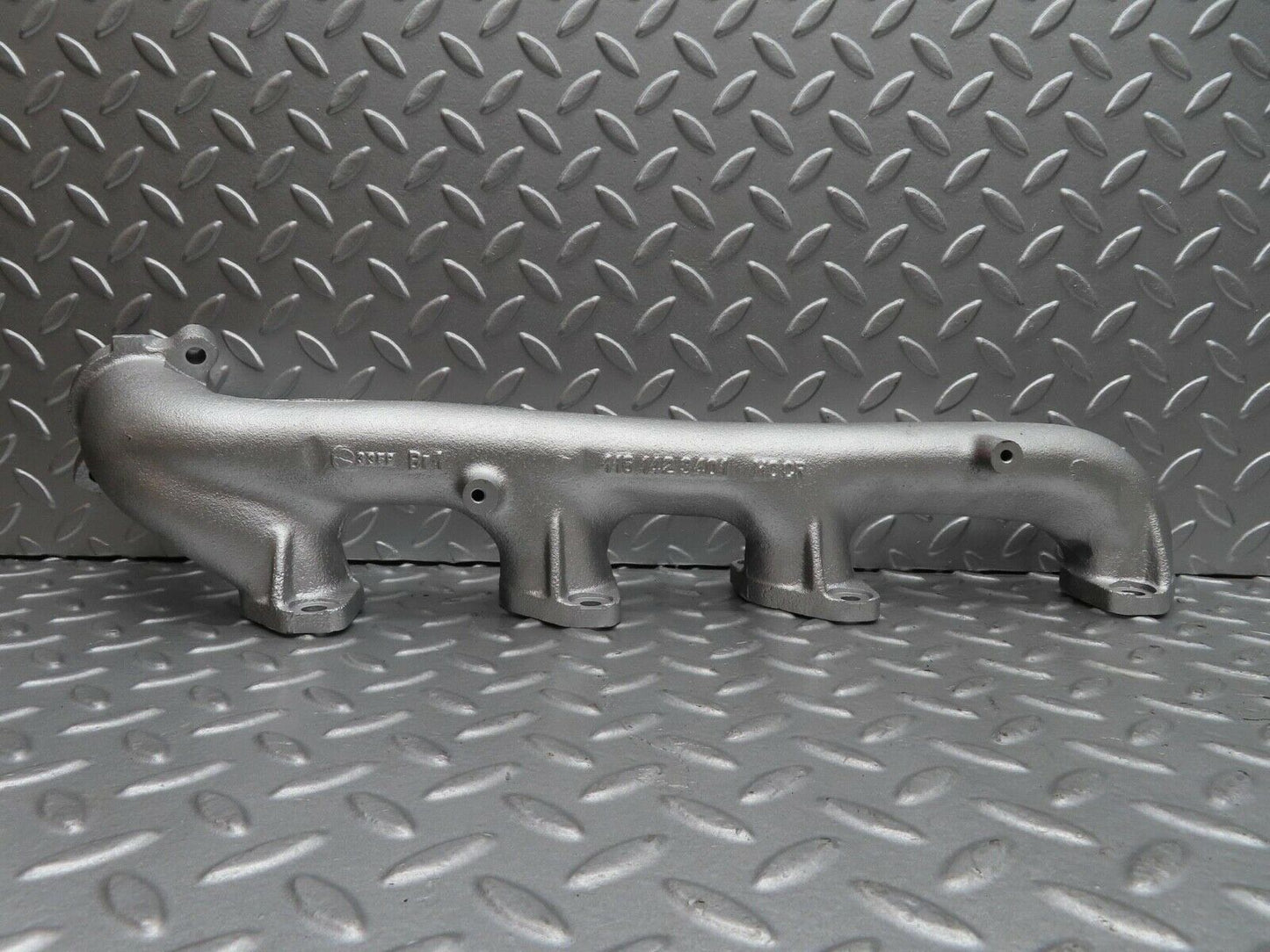 14422 Mercedes-Benz W116 350SE Exhaust Manifold Left 1161423401