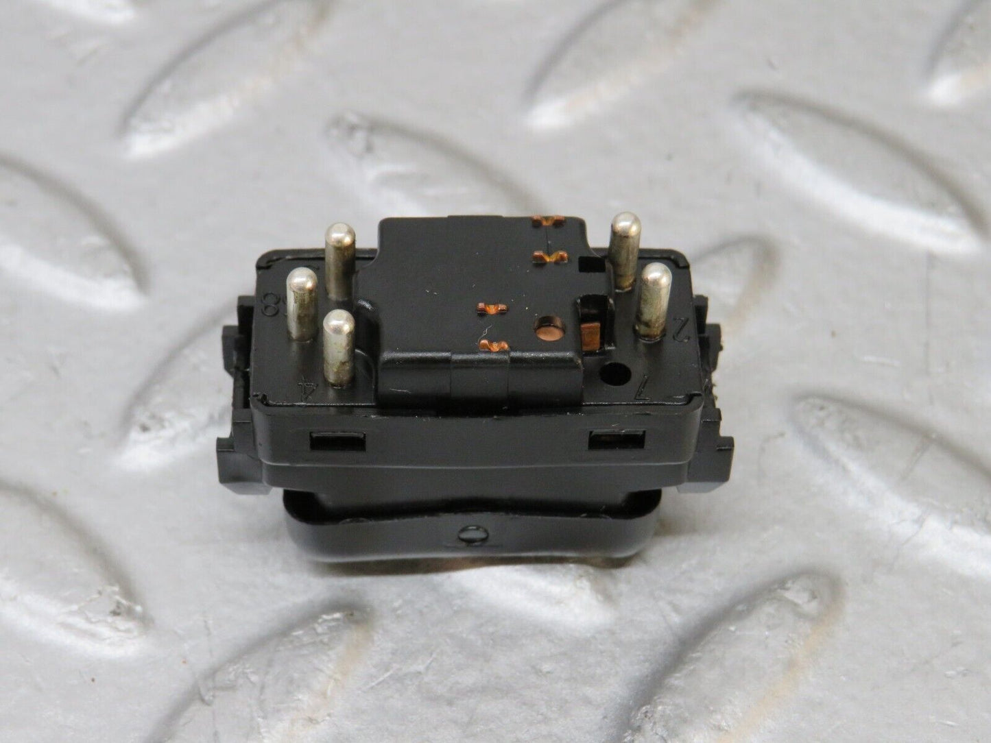 36912 Mercedes-Benz C126 420SEC Coupe Electric Window Switch Right 1248204510