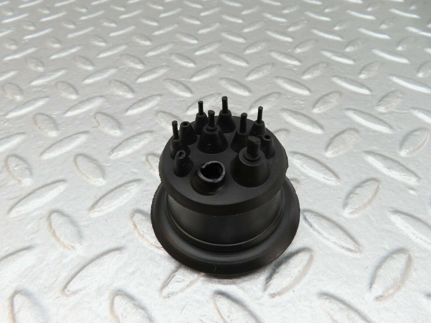 17960 Mercedes-Benz W123 200 Firewall Rubber Grommet 1239971181