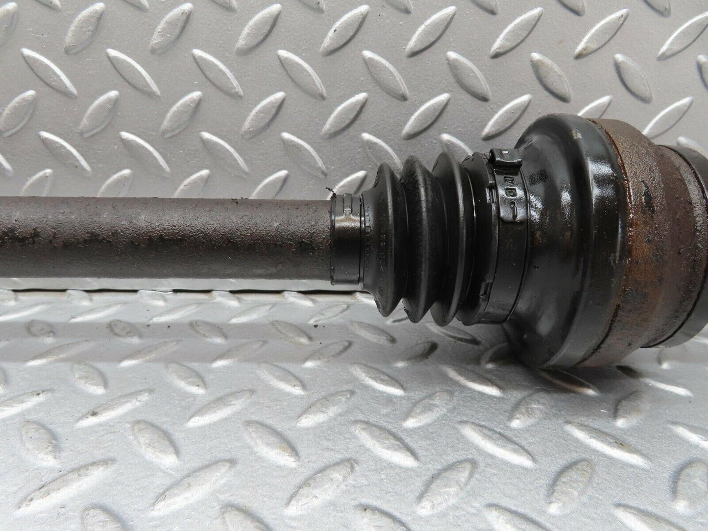 12669 Mercedes-Benz W221 S320 Axle Shaft Drive Shaft