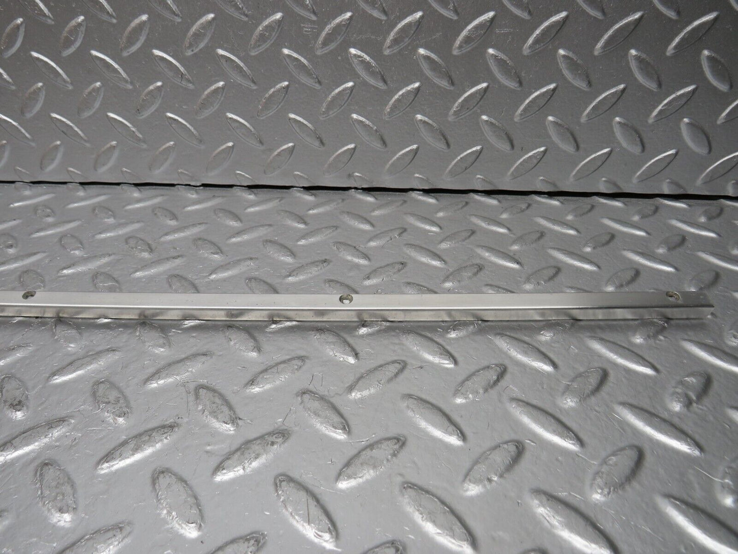 30504 Mercedes-Benz W124 230E Sunroof Chrome Trim