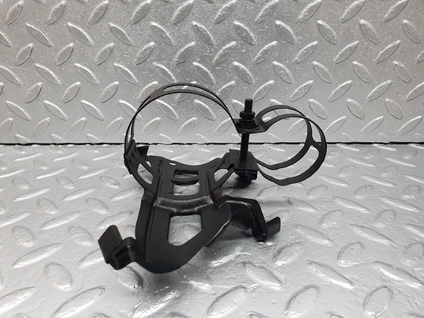 42064 Mercedes-Benz W202 C200 Fuel Pump Fuel Filter Holder Bracket