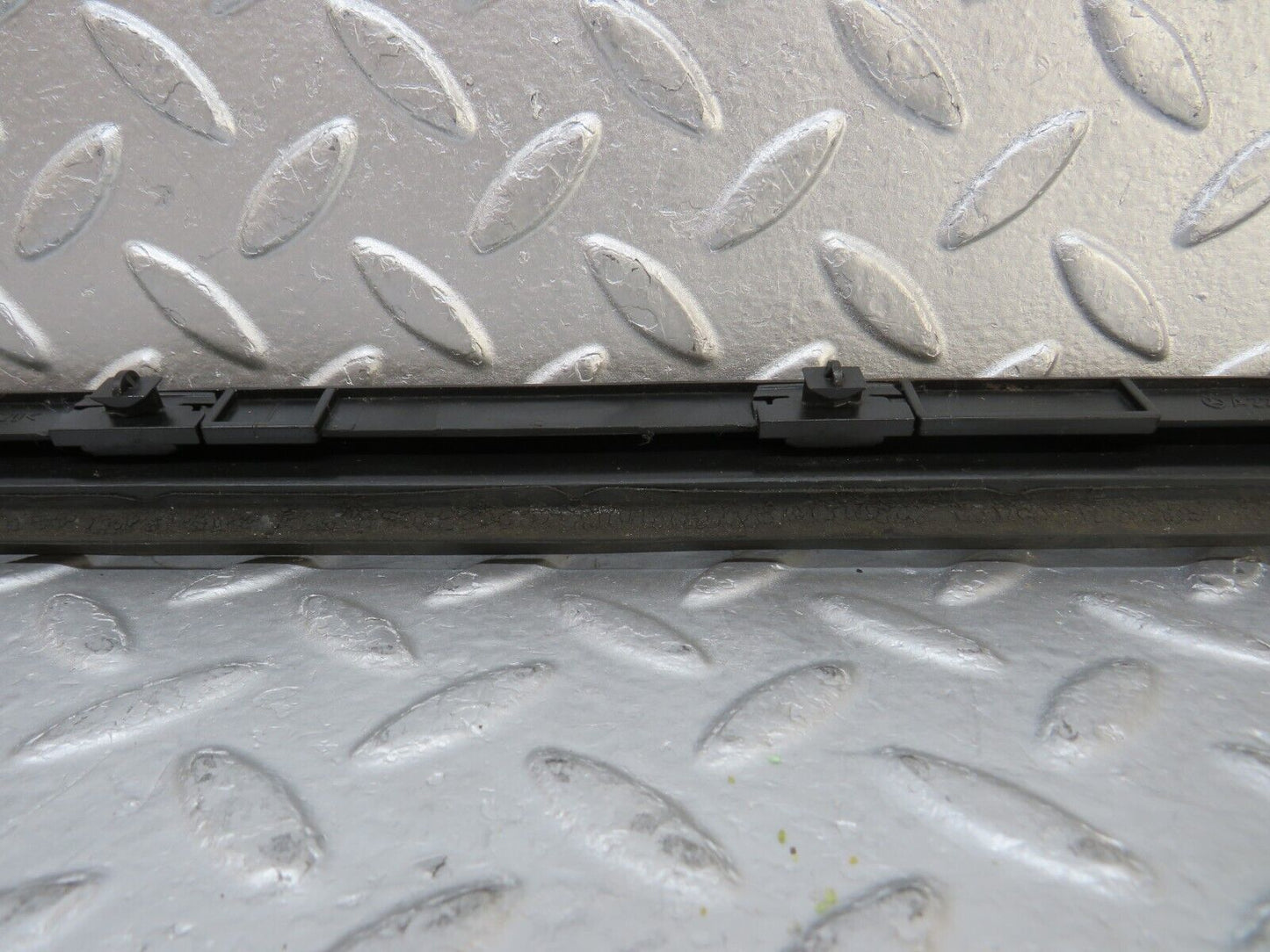35259 Mercedes-Benz W221 Rear Left Door Lower Seal Trim 2216900362