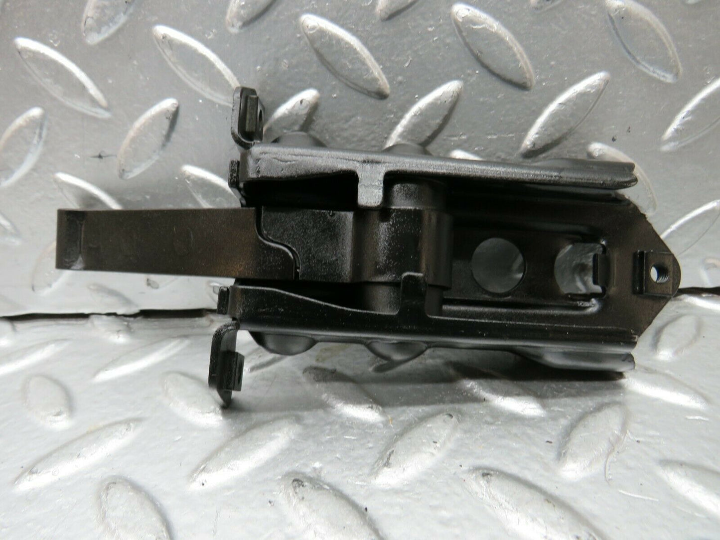24189 Mercedes-Benz S124 220TE Wagon Door Safety Check Strap