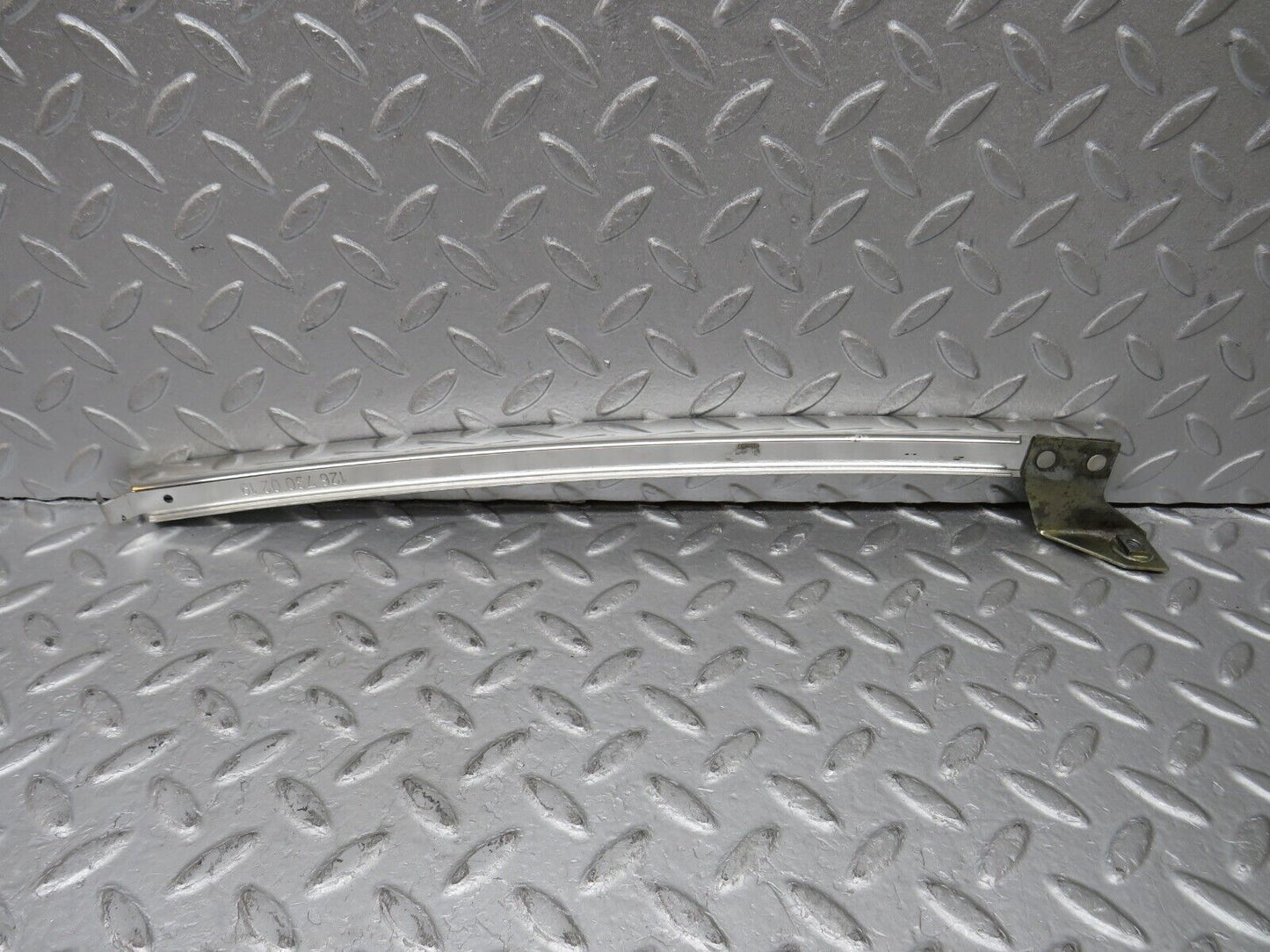 36218 Mercedes-Benz W126 420SE Rear Right Chrome Window Channel 1267300219