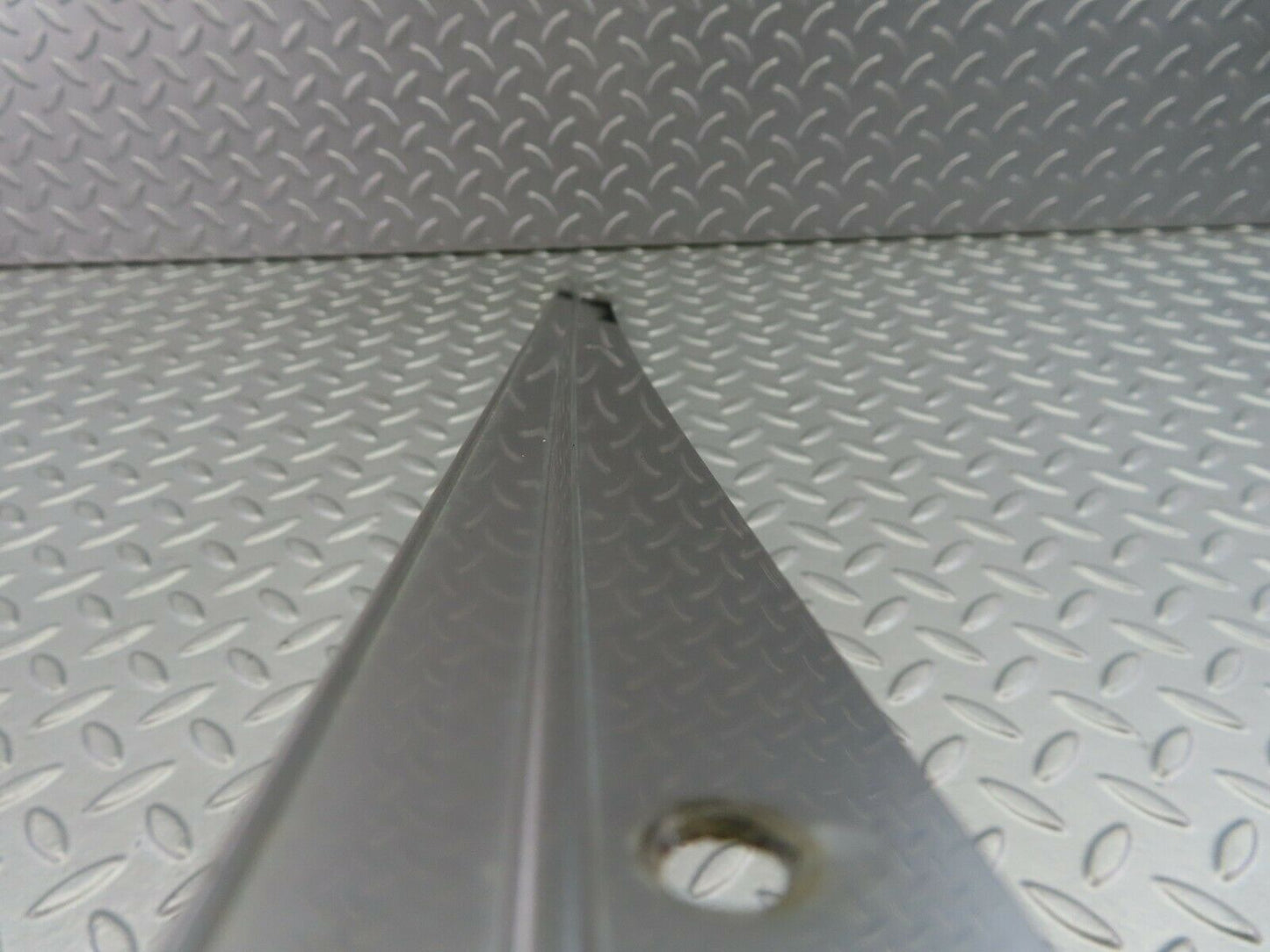 7438 Mercedes-Benz W116 450SE Roof Chrome Moulding Right Side