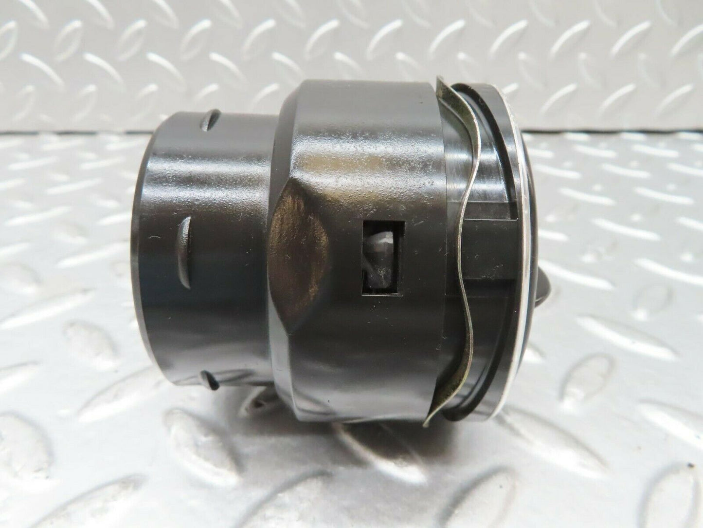 15602 Mercedes-Benz R107 450SL Dashboard Air Vent